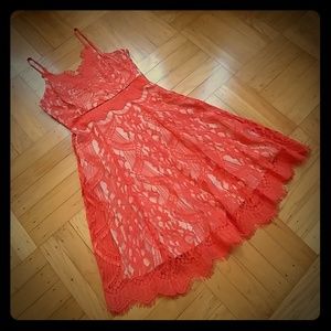 Soprano orange lace dress in XS